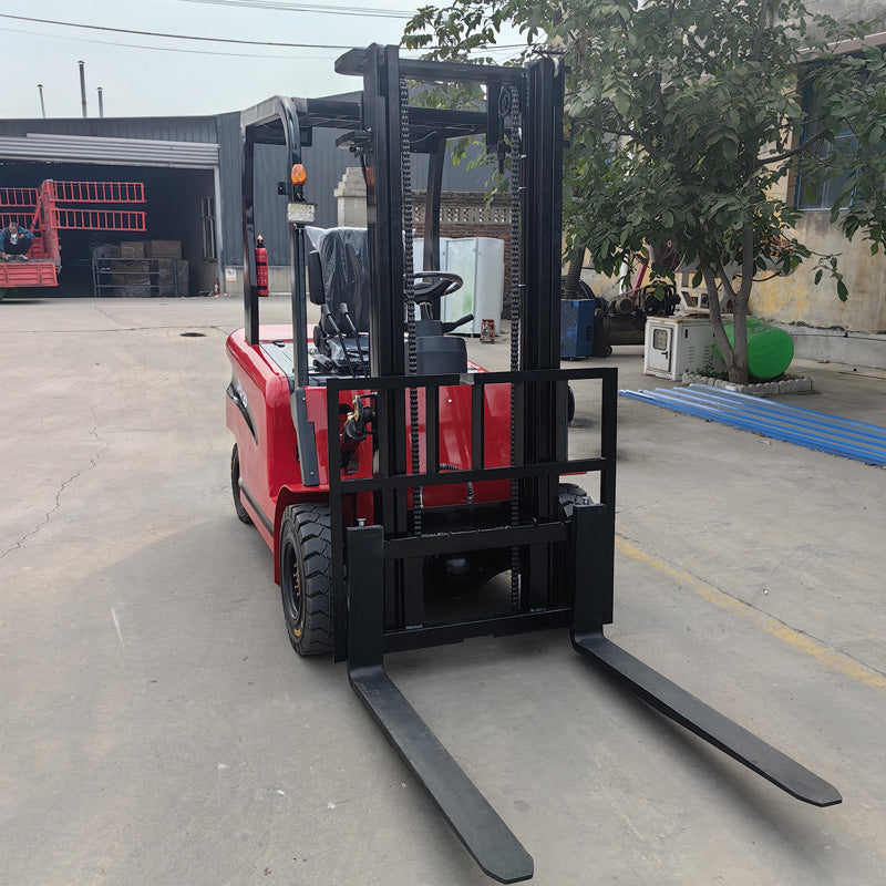 CPD-25 Autoelevador Forklift Clark ELECTRICO