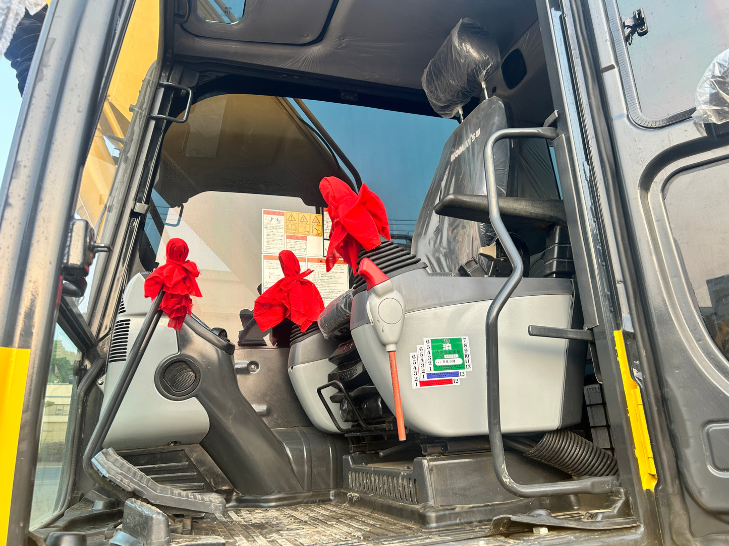 Excavadora  Komatsu  Usada Pc220 Año 2022